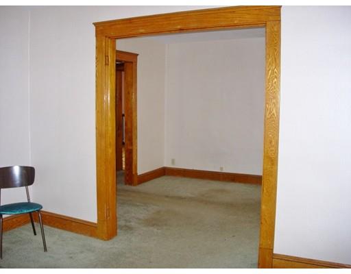 120 Wilber St, Springfield, MA 01104 photo 8