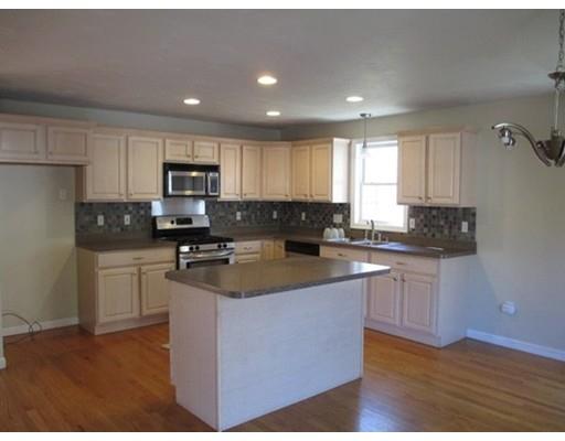 46 Castine St, Worcester, MA 01606 photo 3
