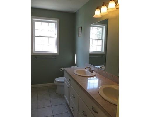 46 Castine St, Worcester, MA 01606 photo 11