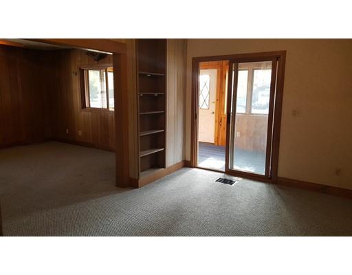 79 West St, Easthampton, MA 01027 photo 12