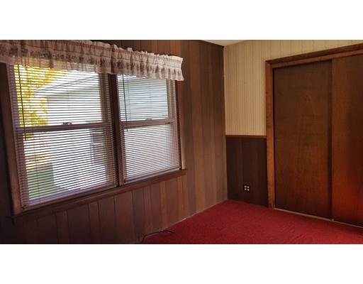 79 West St, Easthampton, MA 01027 photo 14