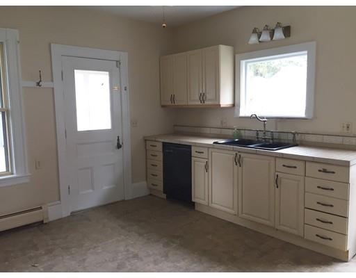 29 Maple St, Easthampton, MA 01027 photo 9