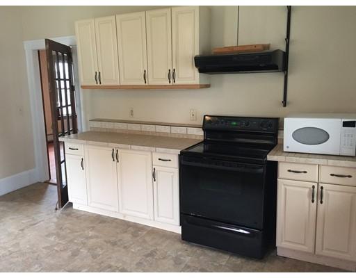 29 Maple St, Easthampton, MA 01027 photo 8