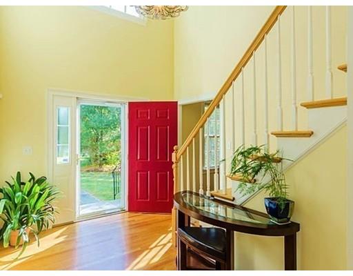 71 Grosvenor Rd, Needham, MA 02492 photo 2