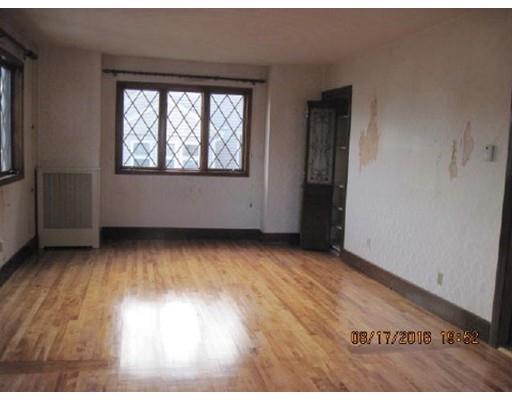 203 Hamilton St, Worcester, MA 01604 photo 6
