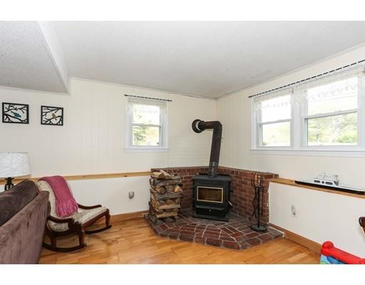 42 Mayflower Ln, East Wareham, MA 02538 photo 7