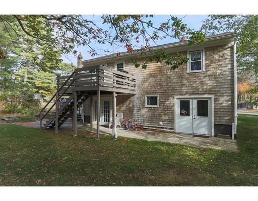 42 Mayflower Ln, East Wareham, MA 02538 photo 11
