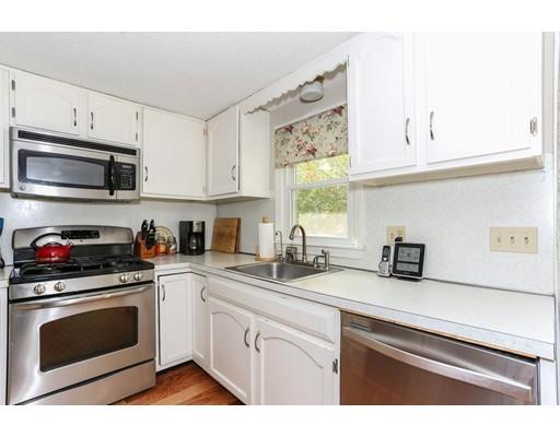 42 Mayflower Ln, East Wareham, MA 02538 photo 2