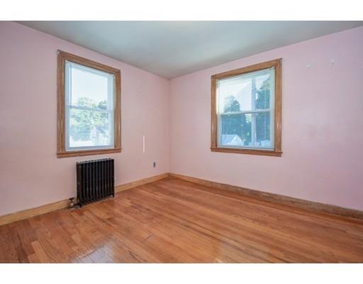 7 Nipmuck St, Worcester, MA 01602 photo 16