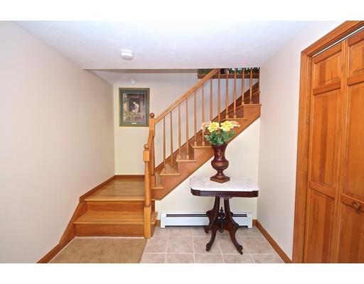 55 Harness Ln, Braintree, MA 02184 photo 4