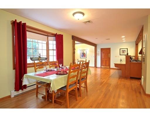 55 Harness Ln, Braintree, MA 02184 photo 9