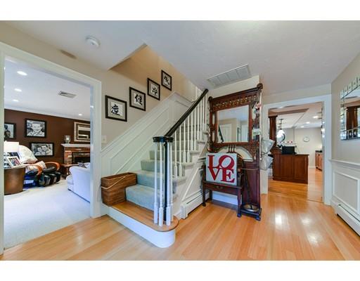5 Perry Ln, Dover, MA 02030 photo 2