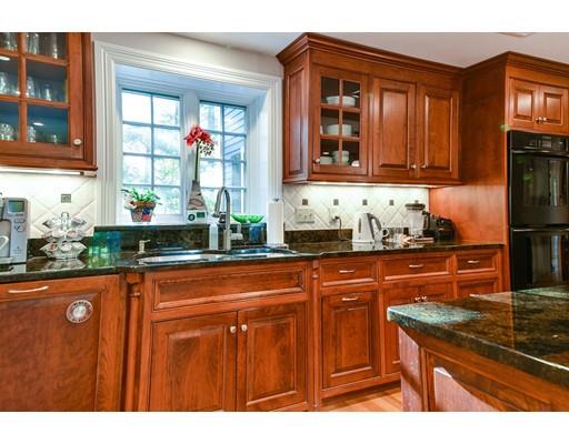 5 Perry Ln, Dover, MA 02030 photo 9