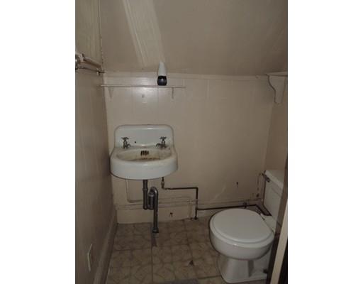 33 Lester St, Springfield, MA 01108 photo 24