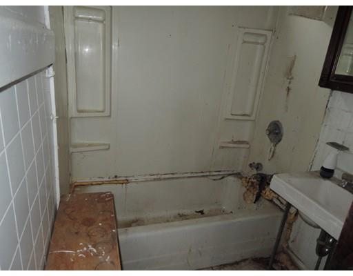33 Lester St, Springfield, MA 01108 photo 11