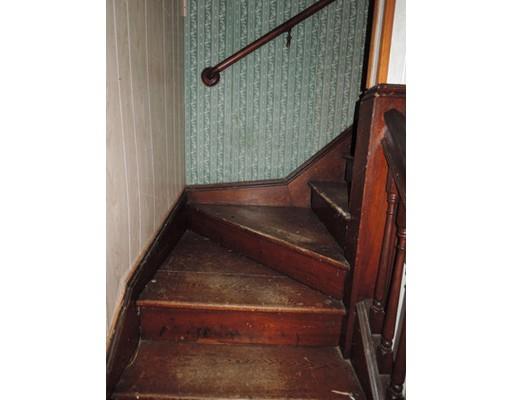 33 Lester St, Springfield, MA 01108 photo 13