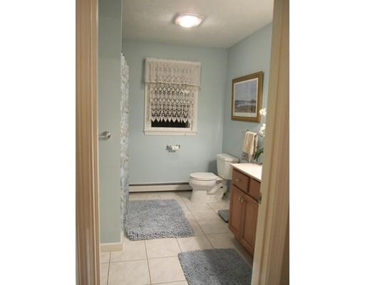 53 Macarthur Rd, Northbridge, MA 01534 photo 11