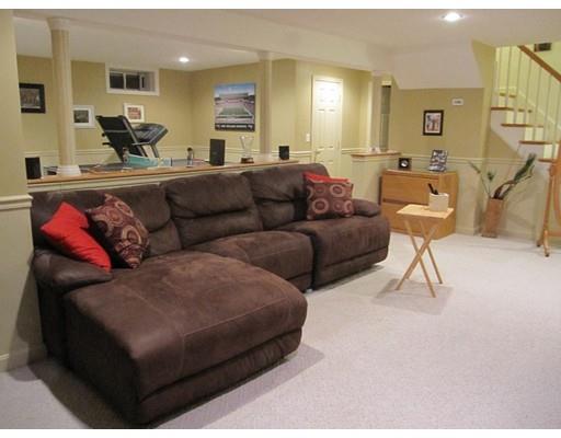 53 Macarthur Rd, Northbridge, MA 01534 photo 16