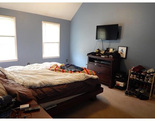 4 Saffron Dr, Worcester, MA 01605 photo 9