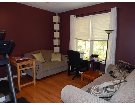 4 Saffron Dr, Worcester, MA 01605 photo 4