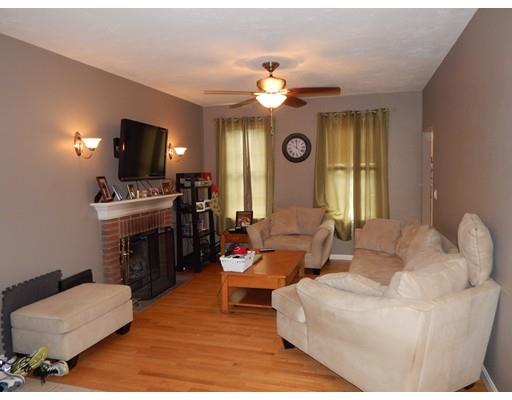 4 Saffron Dr, Worcester, MA 01605 photo 3