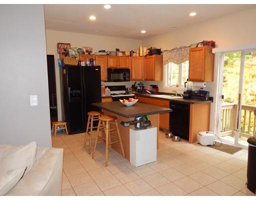 4 Saffron Dr, Worcester, MA 01605 photo 5