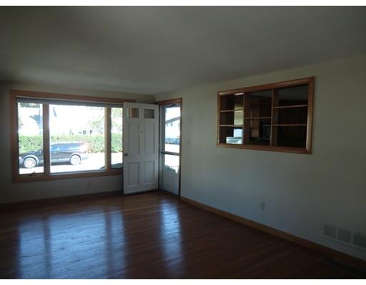 1 Laurel St, Danvers, MA 01923 photo 9