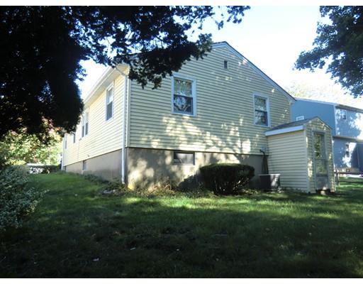 1 Laurel St, Danvers, MA 01923 photo 2
