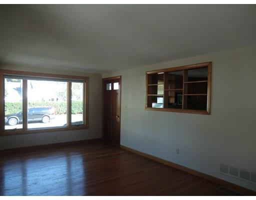 1 Laurel St, Danvers, MA 01923 photo 10