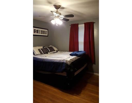 112 Oregon St, Springfield, MA 01118 photo 4