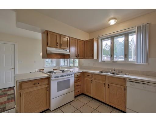 24 Walnut St, Devens, MA 01434 photo 7