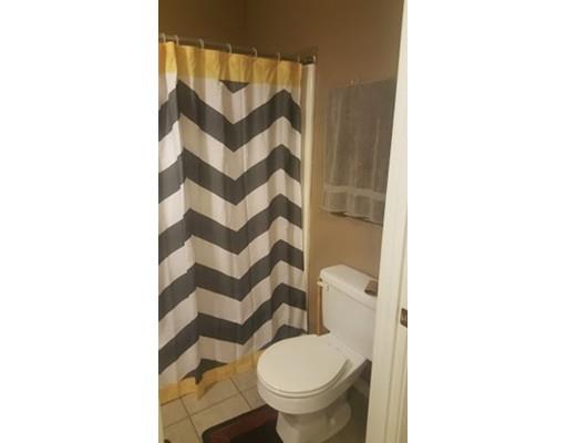 10 Maxwell Ct #B, Worcester, MA 01607 photo 12