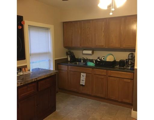 10 Oswald St, Worcester, MA 01607 photo 4