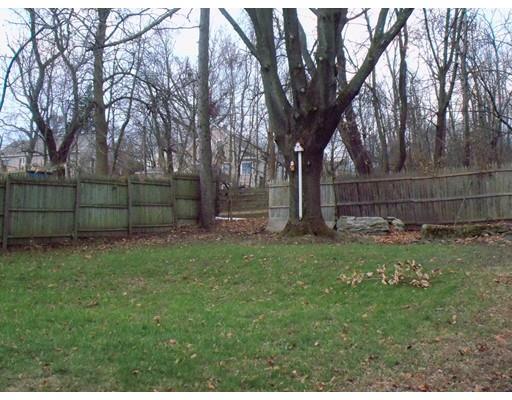 10 Oswald St, Worcester, MA 01607 photo 2