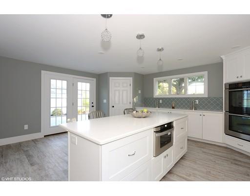 19 Salten Point Rd, Barnstable, MA 02630 photo 5