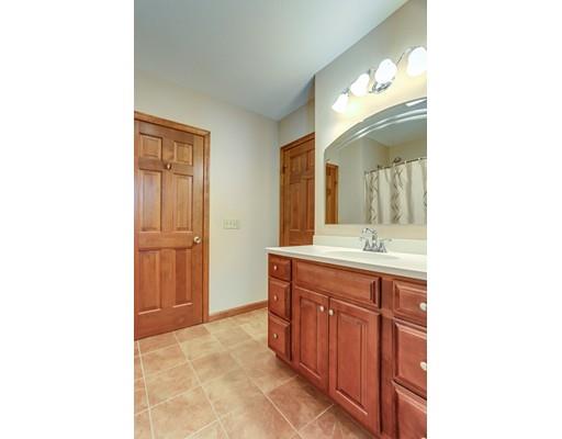 48 Vail St, Springfield, MA 01118 photo 13