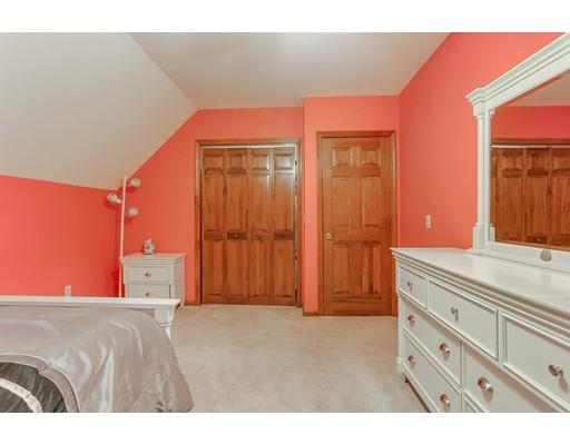 48 Vail St, Springfield, MA 01118 photo 17