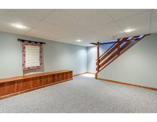 48 Vail St, Springfield, MA 01118 photo 26
