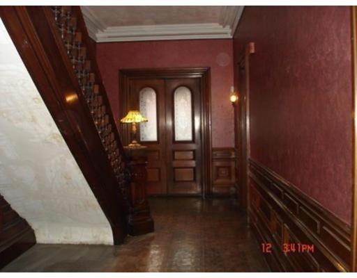 389 Rock St, Fall River, MA 02720 photo 11
