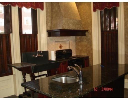 389 Rock St, Fall River, MA 02720 photo 5