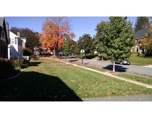 121 Coolidge Rd, Worcester, MA 01602 photo 3