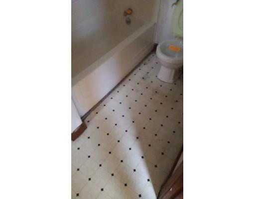 54 Peckham St, Fall River, MA 02724 photo 8