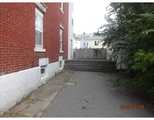 54 Peckham St, Fall River, MA 02724 photo 3