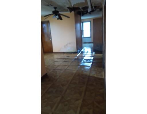 54 Peckham St, Fall River, MA 02724 photo 9