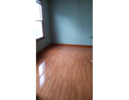 54 Peckham St, Fall River, MA 02724 photo 17
