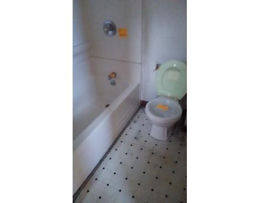 54 Peckham St, Fall River, MA 02724 photo 7