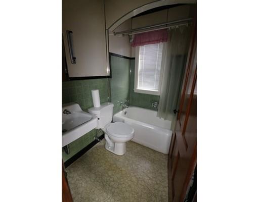 75 Pleasant St, Easthampton, MA 01027 photo 17