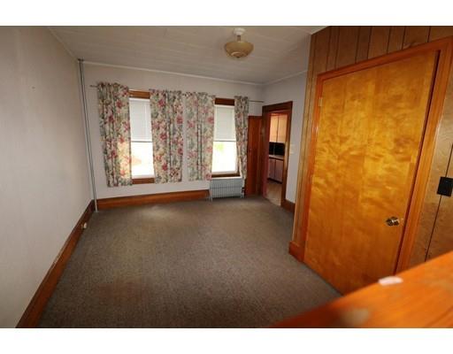75 Pleasant St, Easthampton, MA 01027 photo 12