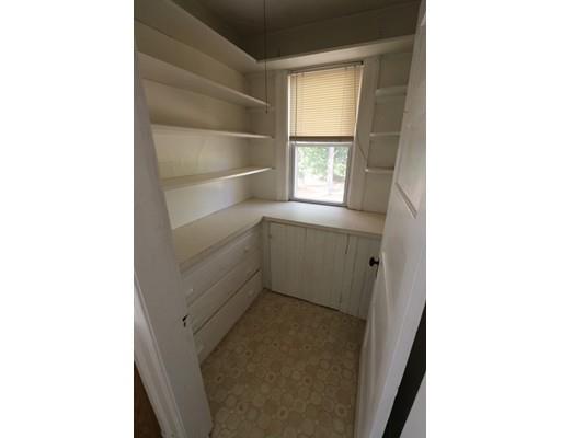 75 Pleasant St, Easthampton, MA 01027 photo 4