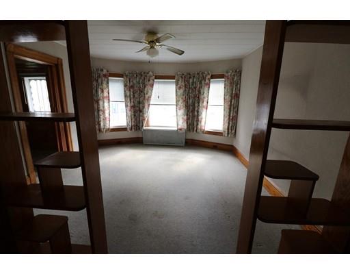 75 Pleasant St, Easthampton, MA 01027 photo 9